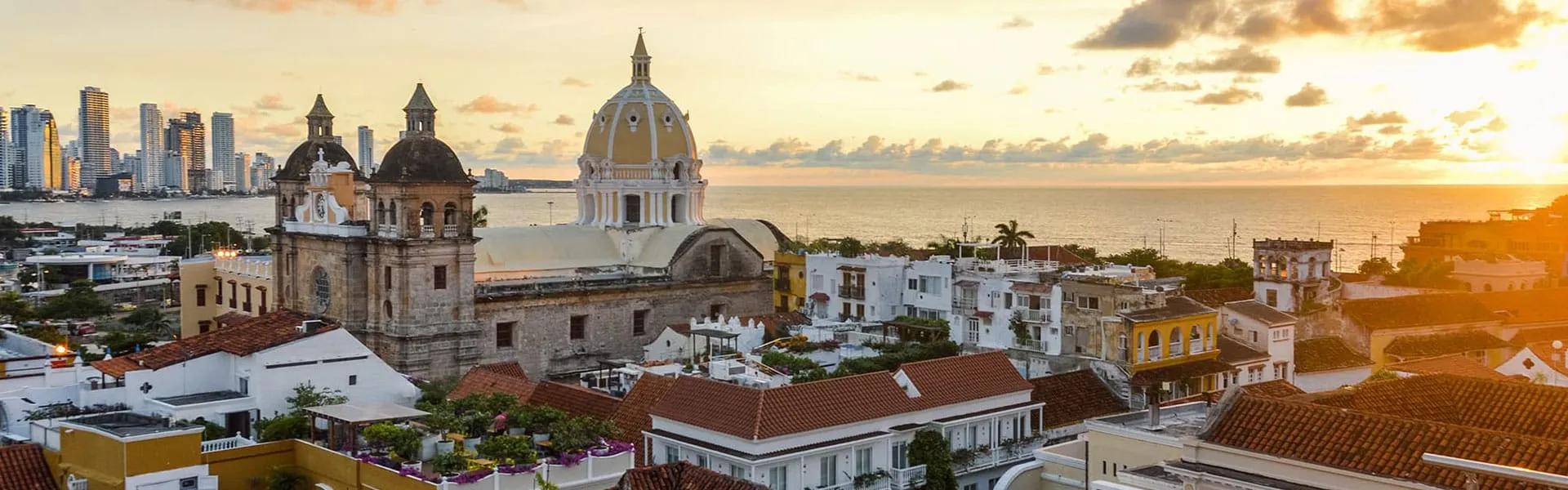 Descubre Colombia y vive experiencias únicas entre playas, cultura y naturaleza