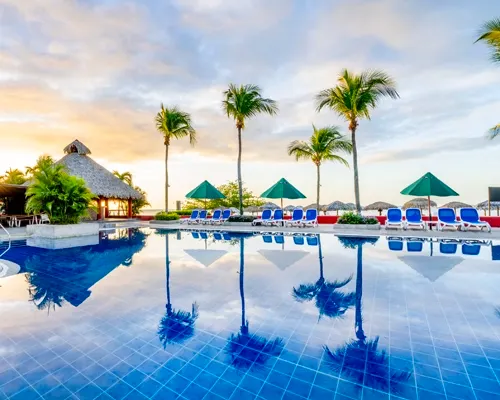 6 Piscinas para adultos y niños Grand Decameron Panamá, A Trademark All Inclusive Farallón 6 Piscinas para adultos y niños Grand Decameron Panamá, A Trademark All Inclusive Farallón